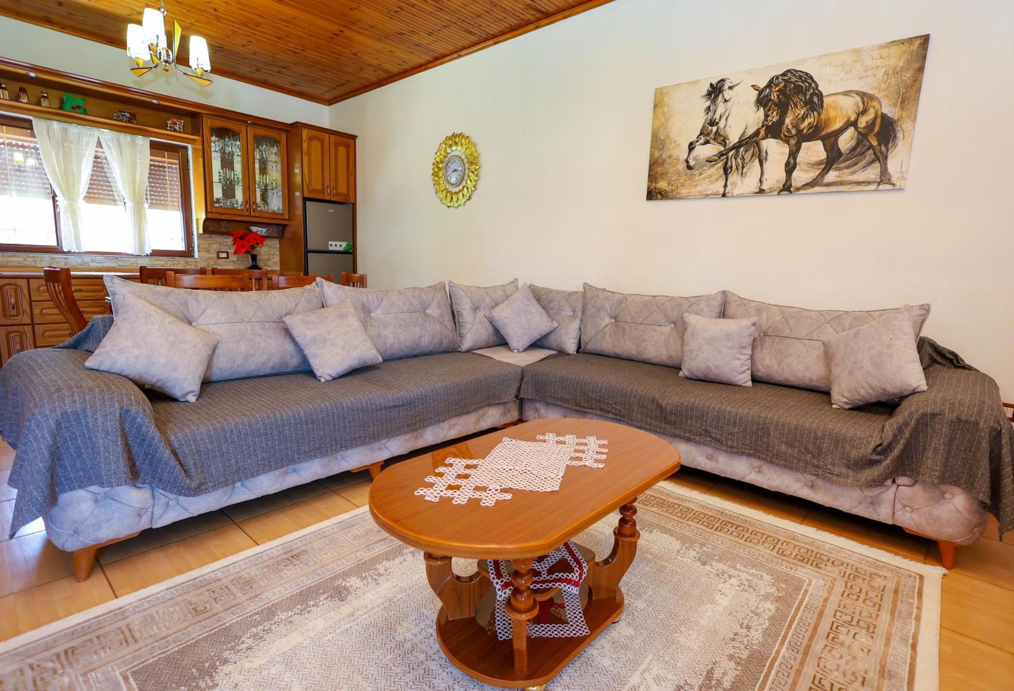 Villa Kevin Berat Extérieur photo