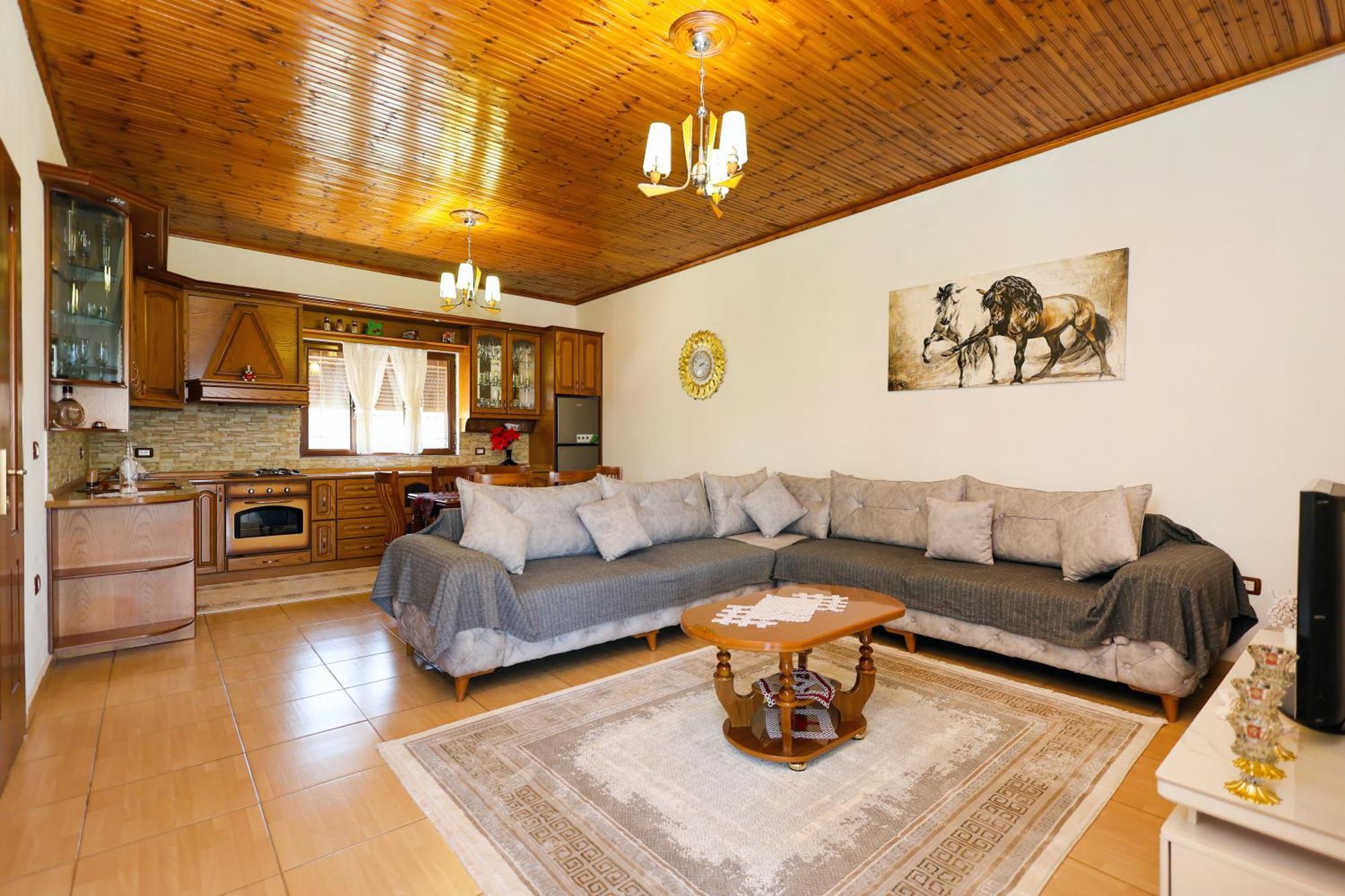 Villa Kevin Berat Extérieur photo