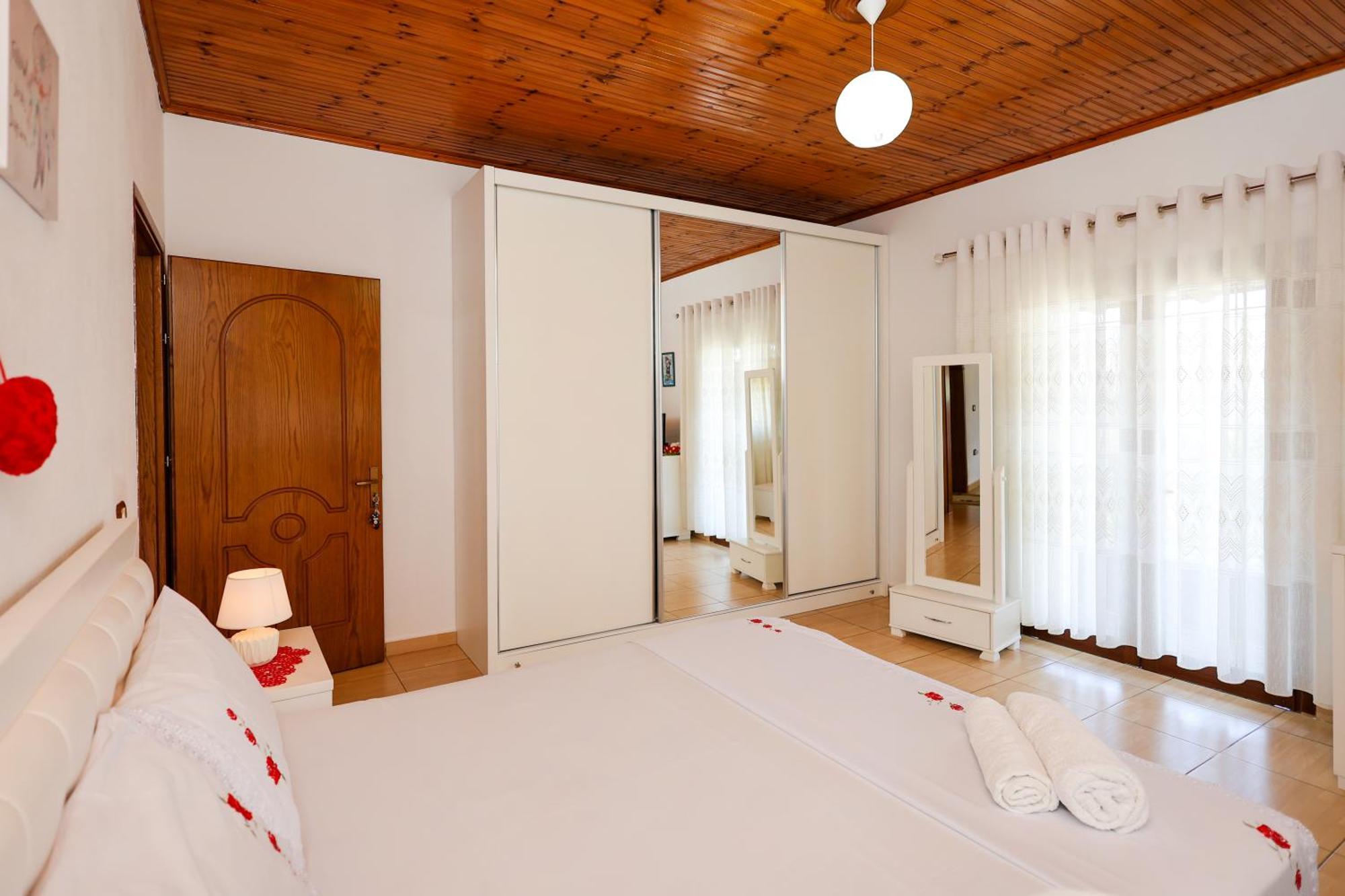 Villa Kevin Berat Extérieur photo