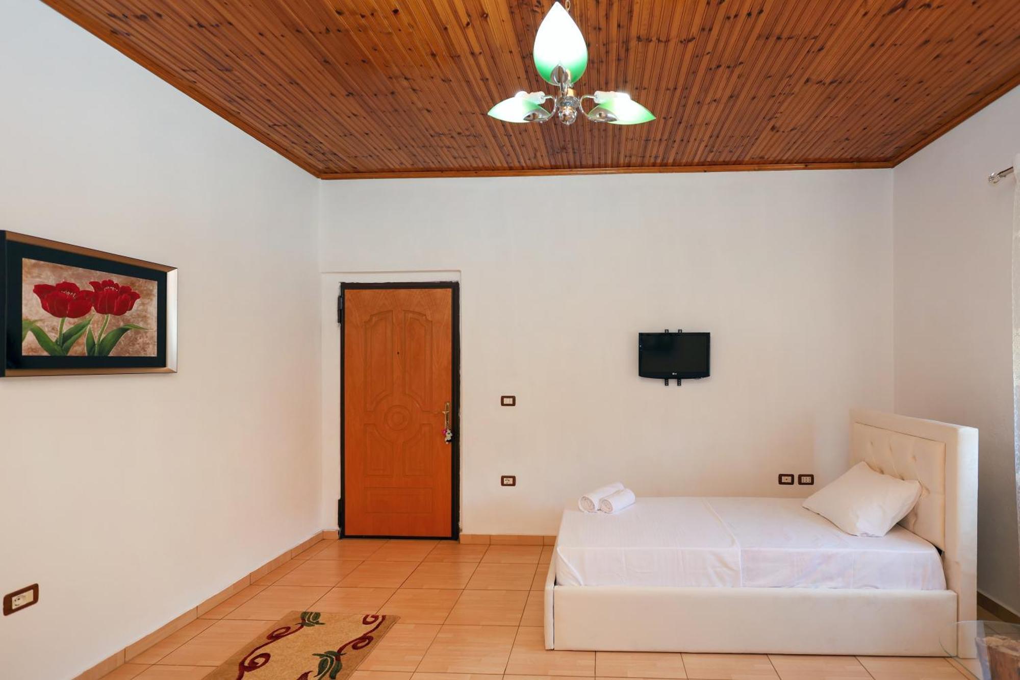 Villa Kevin Berat Extérieur photo