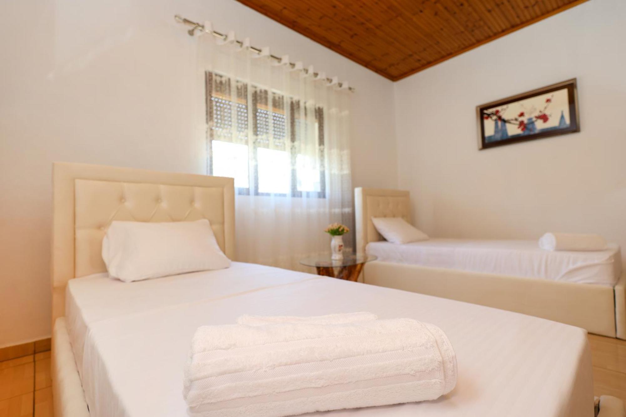 Villa Kevin Berat Extérieur photo